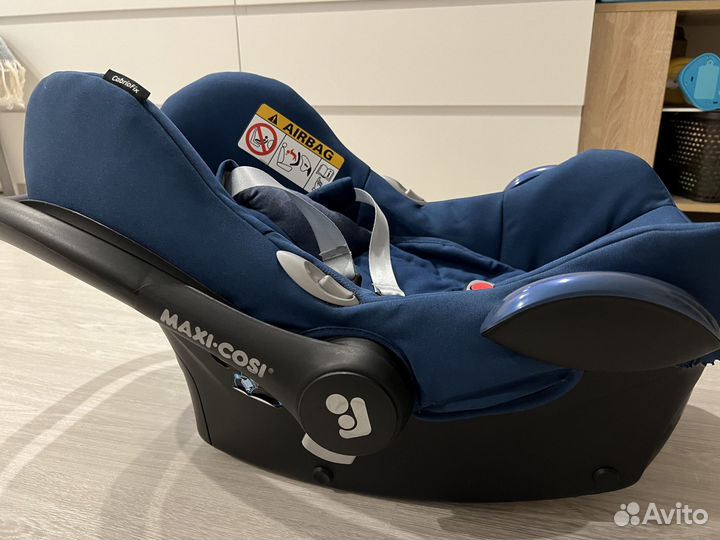 Автокресло Maxi-Cosi CabrioFix