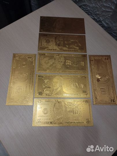 Золотые доллары