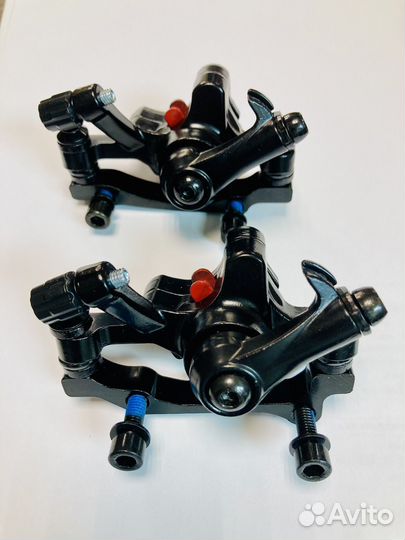 Комплект дисковых тормозов