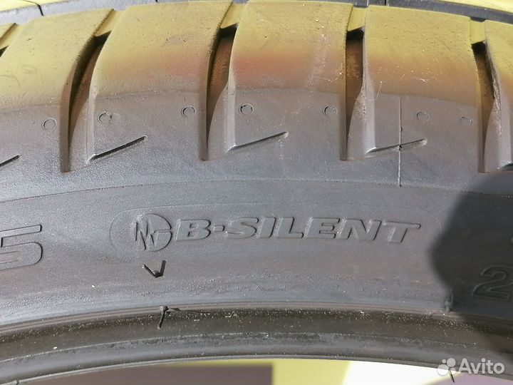 Bridgestone Turanza T005 255/35 R21