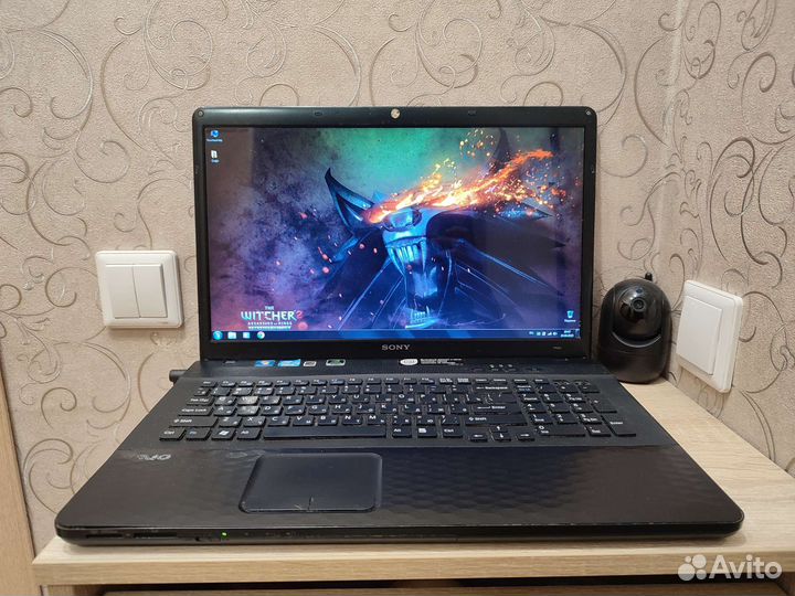 Ноутбук sony большой, core i5/ озу 8GB/ssd 240GB