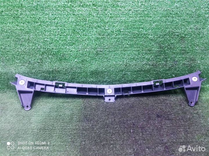 Направляющая заднего бампера центральная Opel Cor