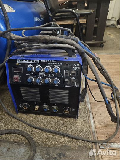 Аргонно-Сварочный аппарат аврора про 200 с балоном