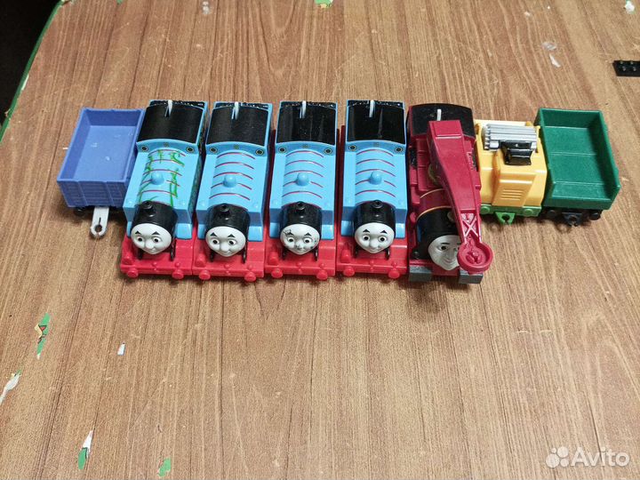 Томас и его друзья. Паровозики и наборы