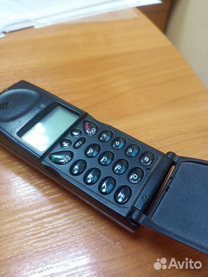 Телефон ericsson LX 700