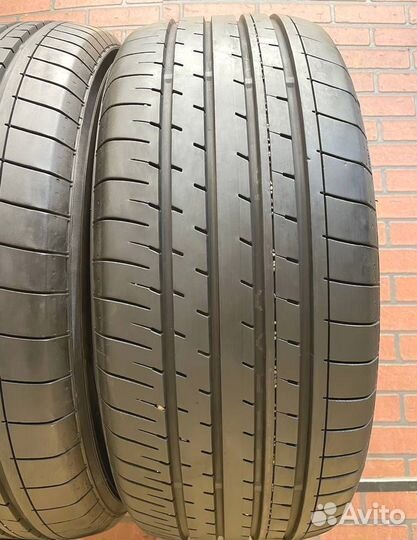 Yokohama BluEarth-XT AE61 235/55 R17 99H