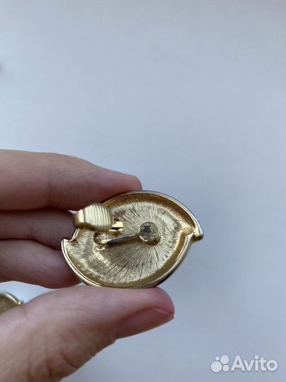 Винтажные серьги и клипсы