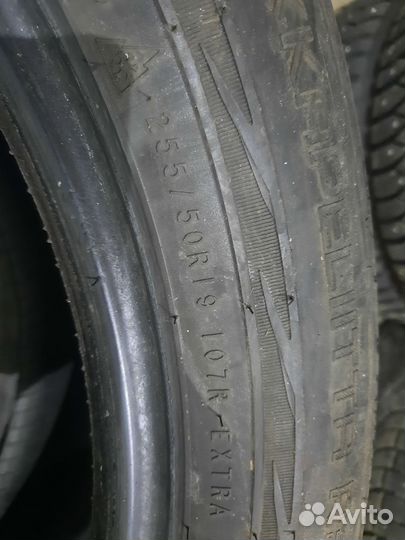 Nokian Tyres Hakkapeliitta R2 SUV 255/50 R19 107R