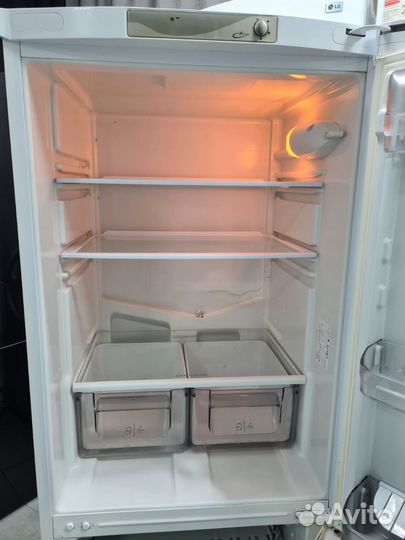 Холодильник Hotpoint Ariston rmba1167.019