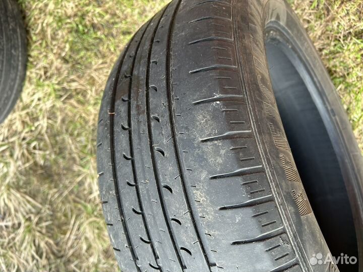 Goodyear EfficientGrip 215/60 R17