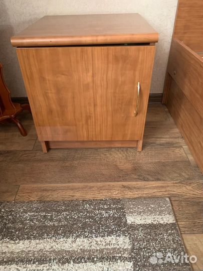Тумба прикроватная 2 шт бу