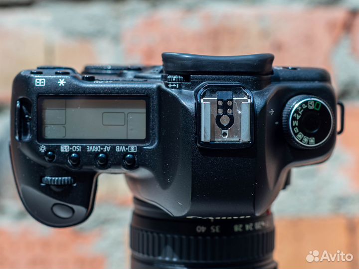 Canon EOS 5d mark II body / 299 819 кадров