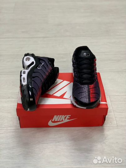 Nike Air Max Tn Plus Ultra серые с красным