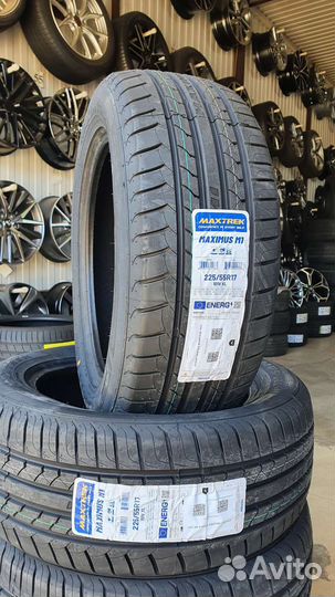 Maxtrek Maximus M1 225/55 R17
