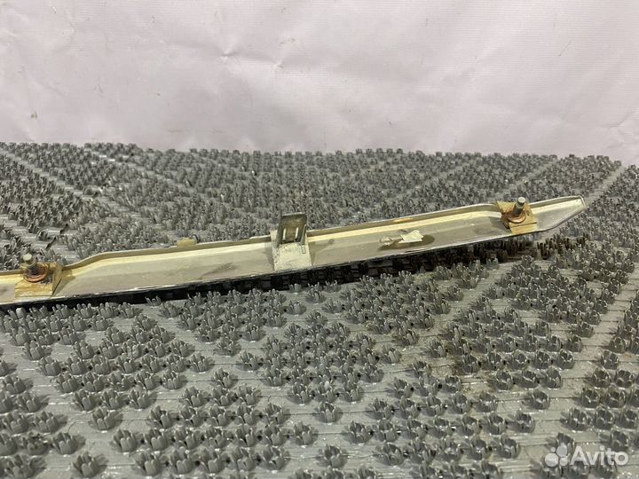 Хром переднего бампера Nissan X-Trail T32 рестайл