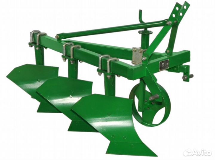 Плуг трех корпусной на мини трактор