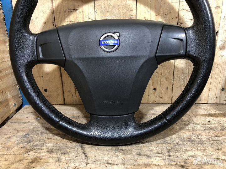 Руль кожаный Volvo S40, C50, V50 Арт. 120142