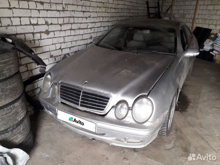 Clk w 208