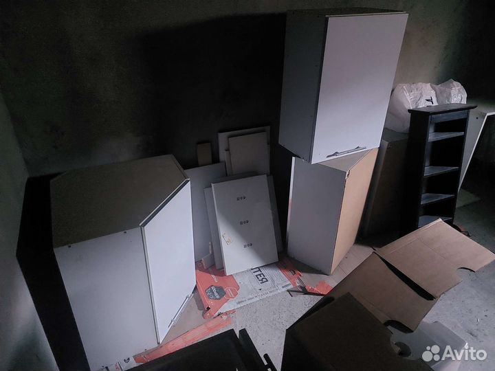 Кухонный шкаф. Навесные, под раковину