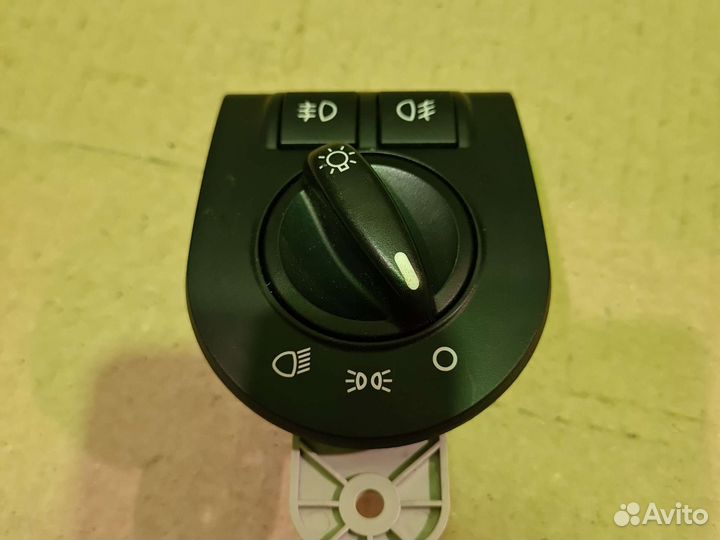 Переключатель света фар LADA Granta