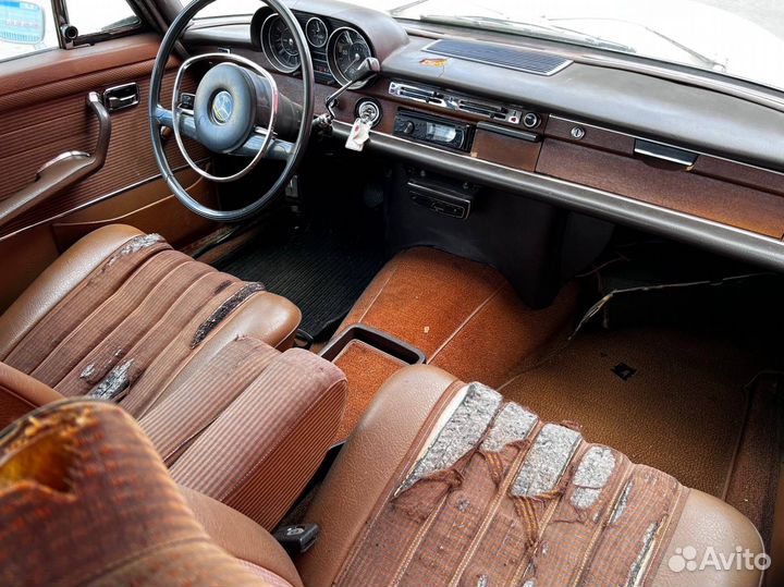 В разбор из Японии Mercedes-Benz W108 M130.920 2.8