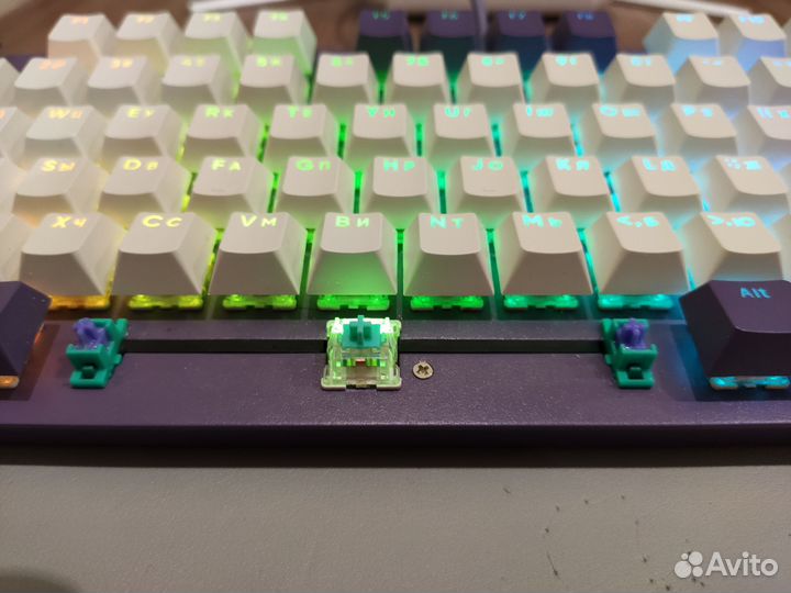 Кастомная Red square keyrox tkl g3ms purple