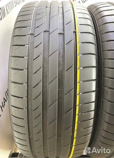 Kumho Ecsta PS71 215/50 R17 95R