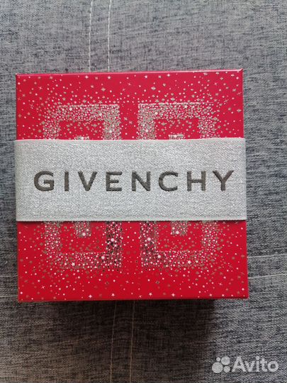 Givenchy linterdit