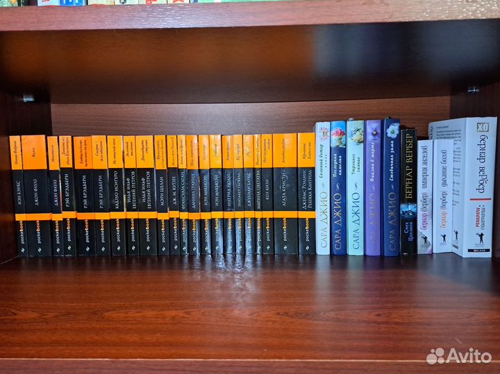 Книги в ассортименте