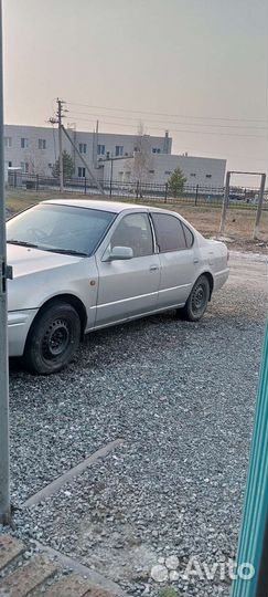 Продам toyota camry