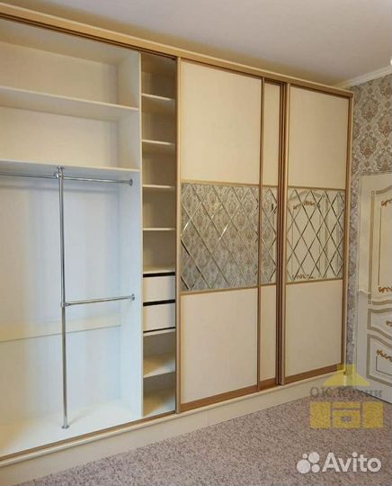 Шкаф в детскую