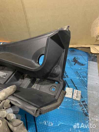 Накладка панели дворников (жабо) Toyota Rav4 40