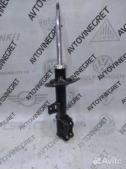 Стойка амортизатор передняя левая Kia Sportage 3