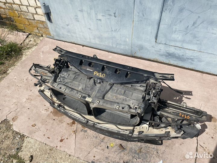 Передняя панель (телевизор) BMW F01/F02