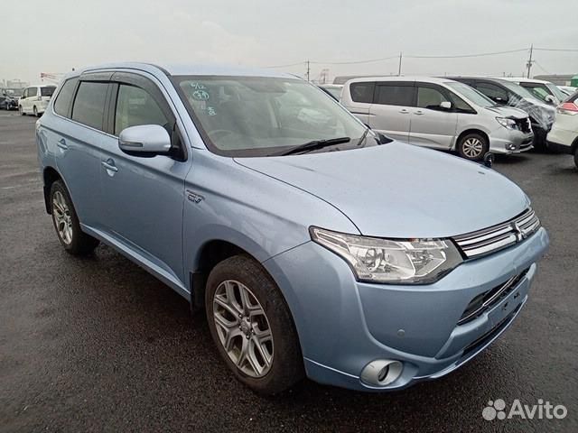 Крепление аккумулятора Mitsubishi Outlander Phev