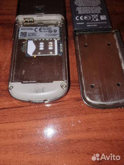 Nokia 8800 Carbon Arte, 4/4 ГБ