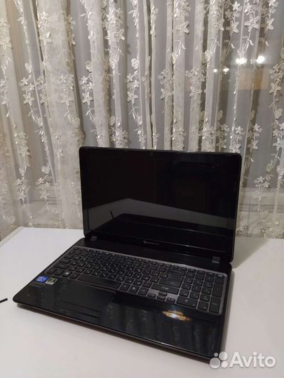 Ноут.Pack.Bell. (Core i5, SSD+HDD). в отл.сост