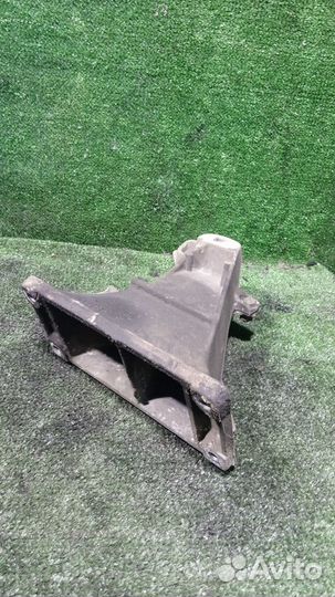 Кронштейн опоры двигателя BMW 5 серия