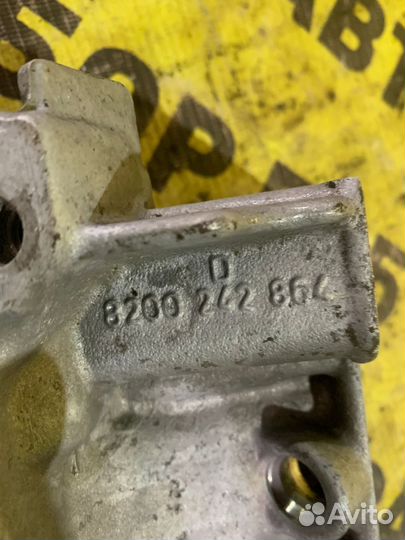 Коллектор впускной Renault Megane