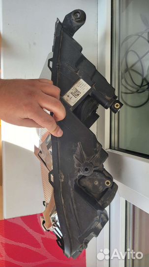 Фара левая skoda rapid 2021