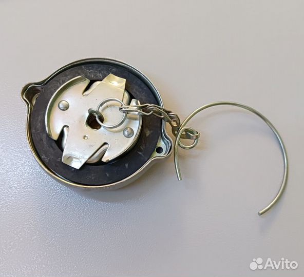 Крышка топливного бака на Газель