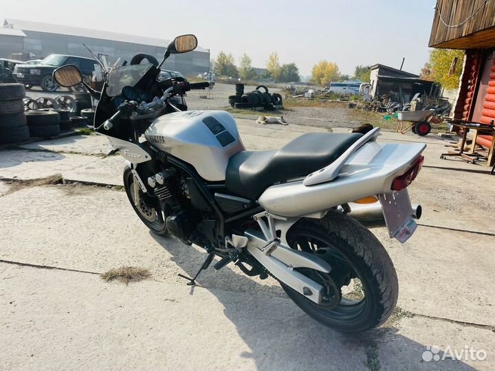 Yamaha FZS600 Fazer