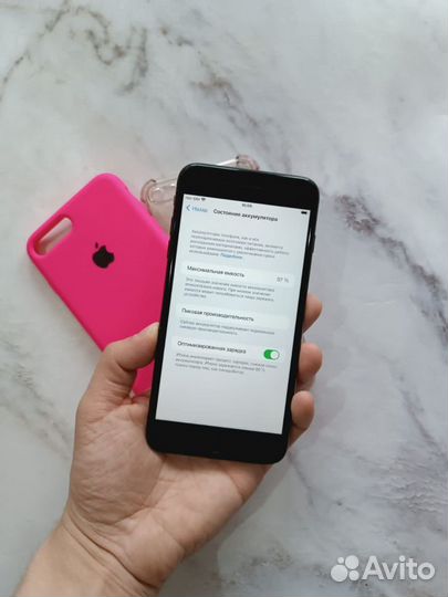 iPhone 8, 64 ГБ