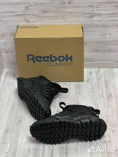 Кроссовки Reebok с мехом