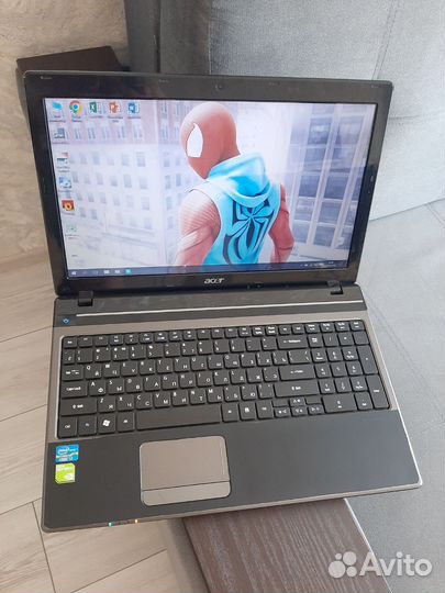 Acer core i7; 10gb; SSD; GeForce 630