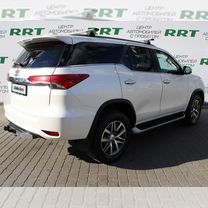 Toyota Fortuner 2.8 AT, 2018, 290 730 км, с пробегом, цена 2 735 000 руб.