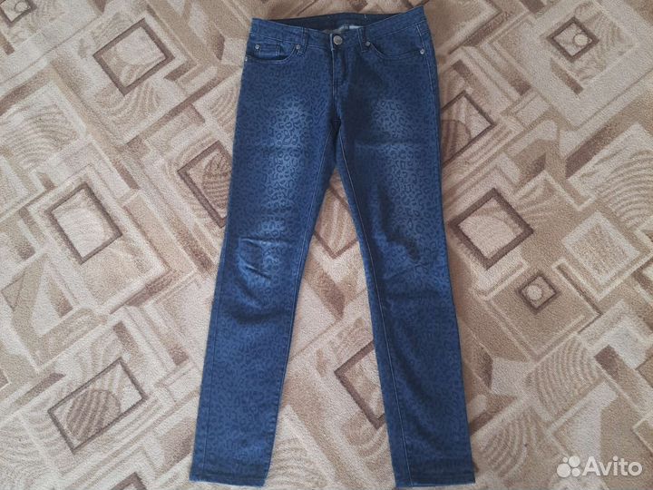 Джинсы женские