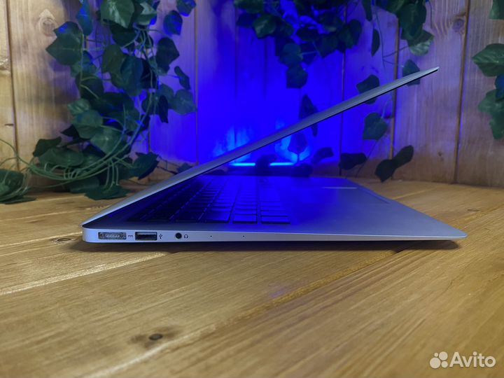 Ноутбук MacBook Air 13 2015 с гарантией