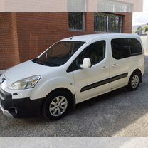 Peugeot Partner 1.6 MT, 2010, 300 000 км, с пробегом, цена 495 000 руб.