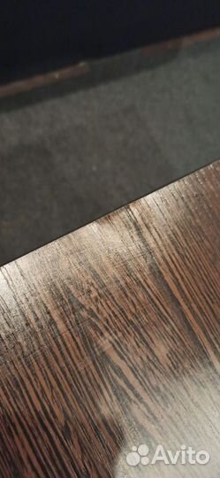 Стол обеденный